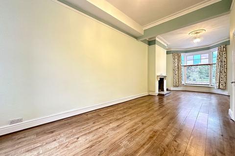 4 bedroom terraced house for sale, Dean Road, Scarborough, YO12
