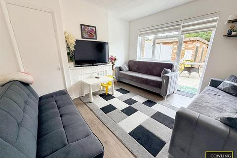 1 bedroom maisonette for sale, Appletree Way, Wickford