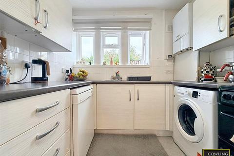 1 bedroom maisonette for sale, Appletree Way, Wickford