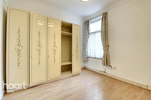 4 bedroom terraced house for sale, Cowley Road, Ilford