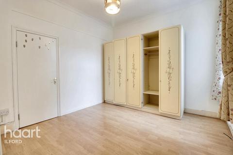 4 bedroom terraced house for sale, Cowley Road, Ilford