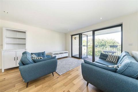 2 bedroom flat for sale, Offenham Road, London SW9