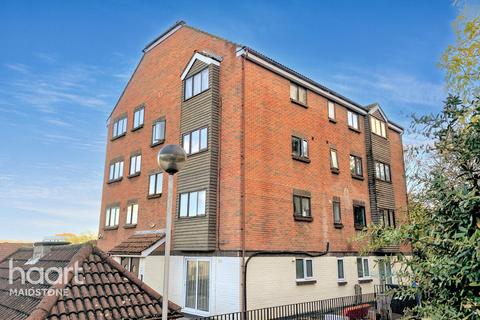 1 bedroom flat for sale, Springvale, Maidstone