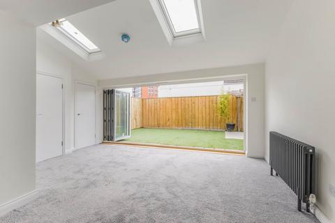 3 bedroom terraced house for sale, Wood Farm Road, OX3