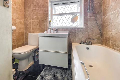 undefined, Daiglen Drive, South Ockendon RM15