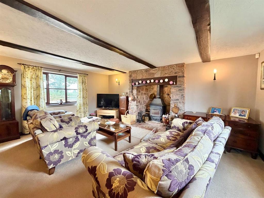 Main House - Lounge