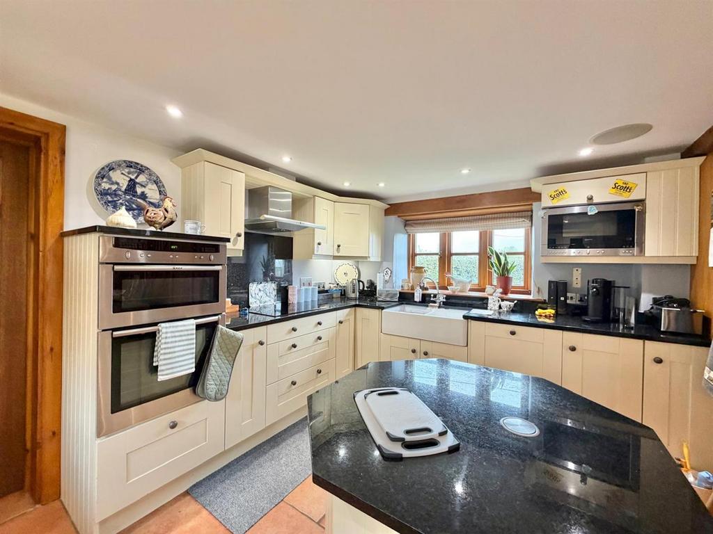 Annexe- Kitchen