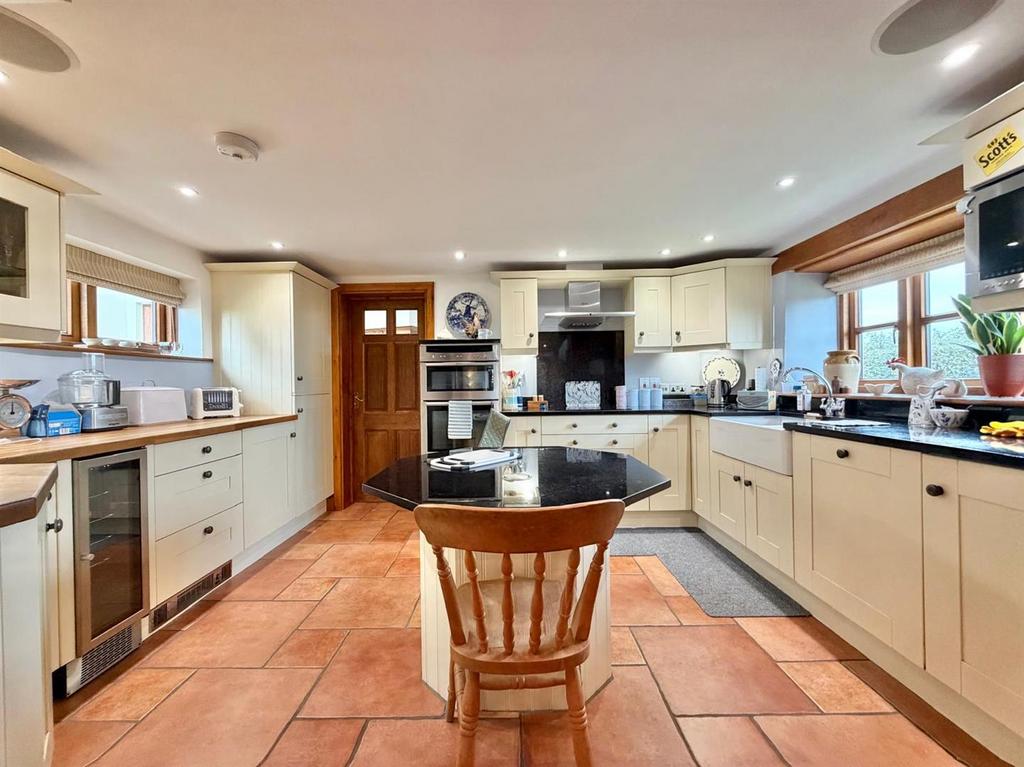 Annexe- Kitchen