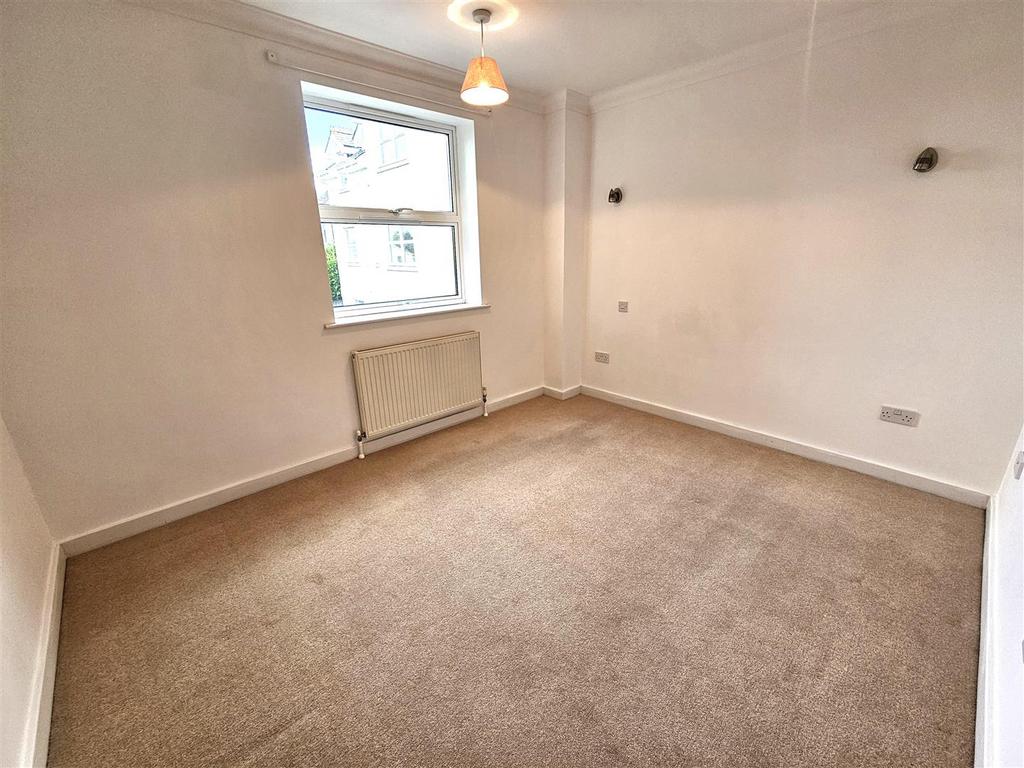 Bedroom.jpg