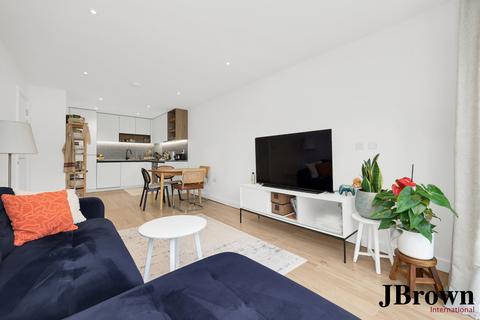 2 bedroom apartment for sale, Fermont House, Beaufort Square, London, NW9