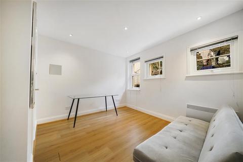 1 bedroom flat to rent, Stanwick Road, W14