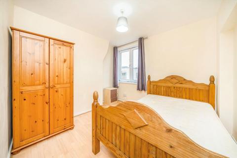 3 bedroom flat for sale, Stanhope Street, London NW1
