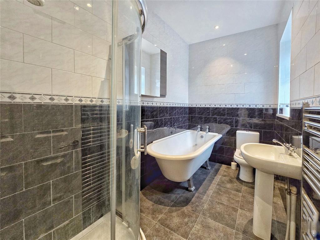 Four-Piece Bathroom