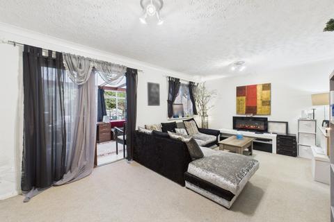 3 bedroom detached house for sale, Bell Close, Beaconsfield, Buckinghamshire, HP9