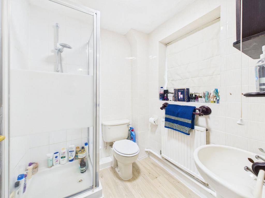 En Suite Shower