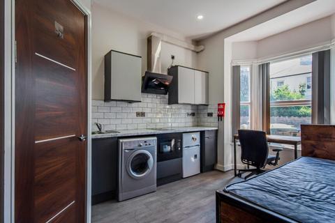 1 bedroom property to rent, 664 Pershore Road, Birmingham B29