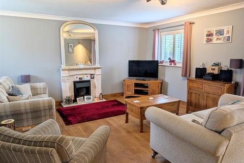 undefined, 18 Erdington Close, Shawbury, Shrewsbury, SY4 4DQ