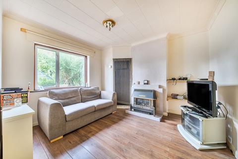 undefined, Kings Road, New Haw, KT15