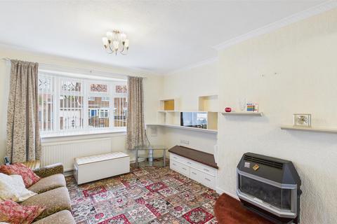 2 bedroom semi-detached house for sale, Courtney Drive, Silksworth, Sunderland
