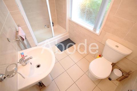 7 bedroom house to rent, Chestnut Avenue, Hyde Park, Leeds