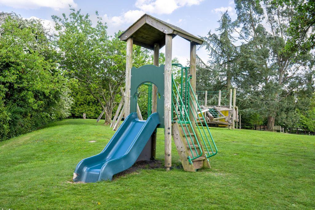 2025 Malvern View Photoshoot 057