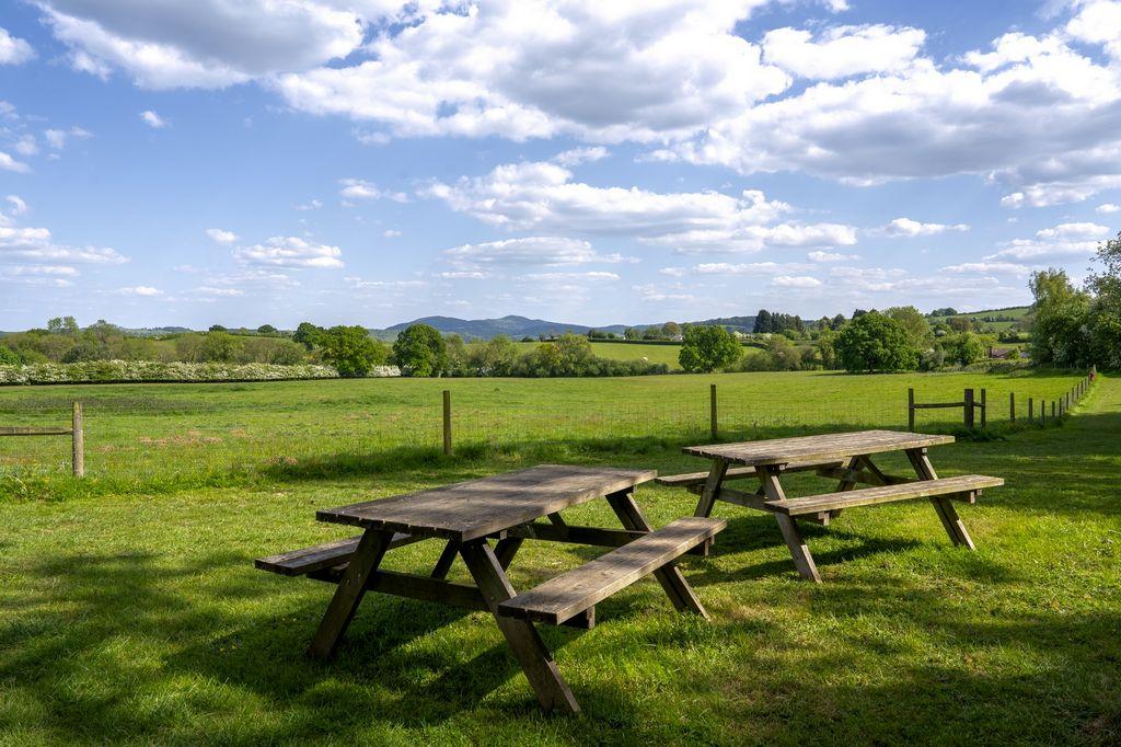 2025 Malvern View Photoshoot 174