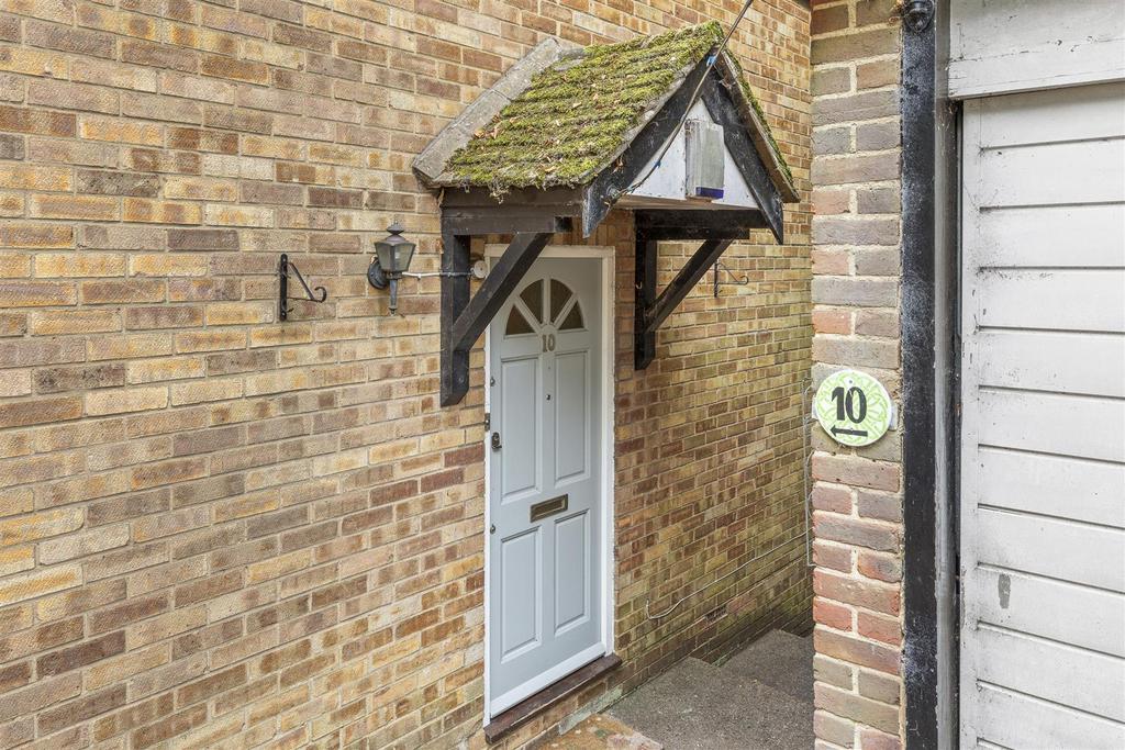 10 Rectory Avenue, HP13 6 HW-15.jpg