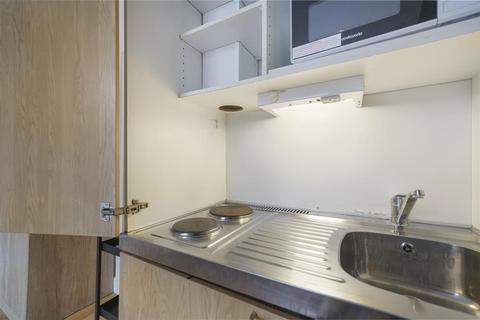 Studio to rent, Wrights Lane, W8