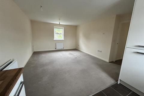 2 bedroom flat to rent, Horse Fair Lane, Rothwell NN14