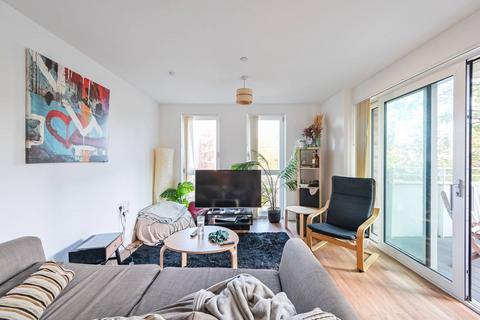 5 Hannaford Walk, London E3