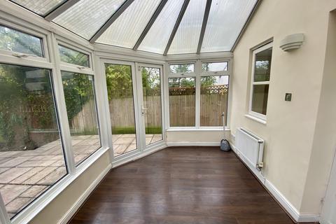 2 bedroom semi-detached house for sale, Sefton Avenue, Mill Hill, NW7