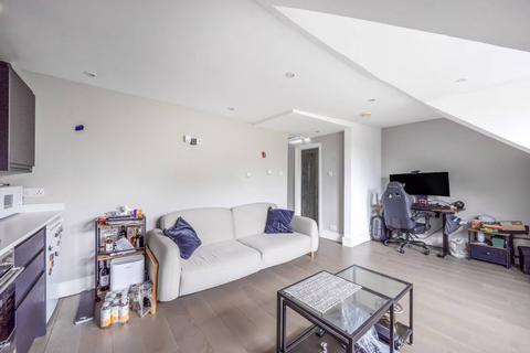 1 bedroom flat for sale, Petherton Road, Islington, London, N5