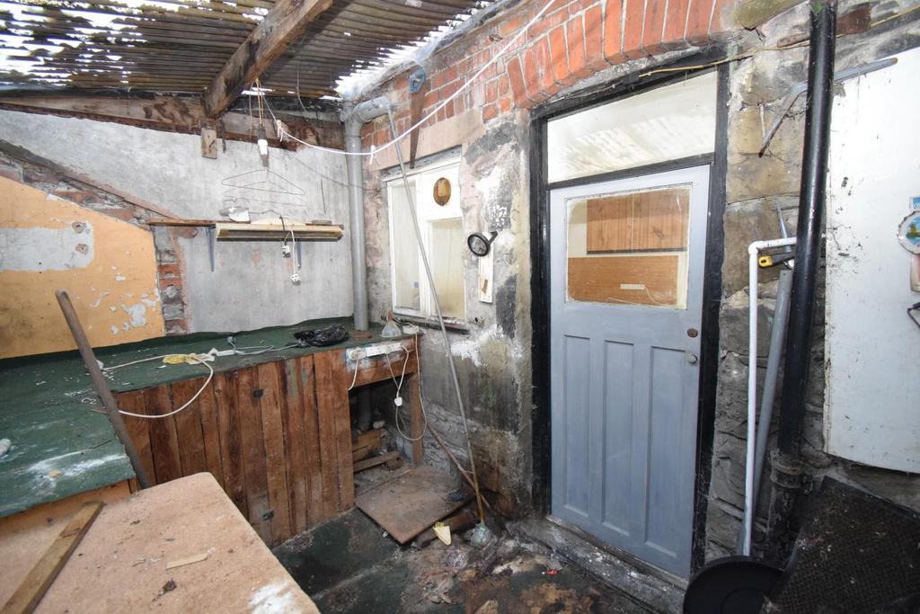 Lean-to Store Shed