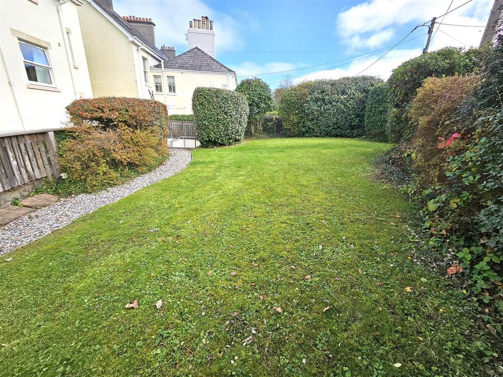 Communal Garden.jpg