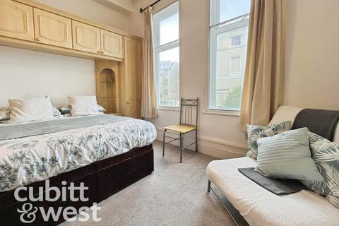 undefined, AVAILABLE WITH NO DEPOSIT South Parade Southsea PO4