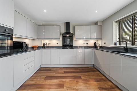 undefined, Robinson Close, Great Bromley