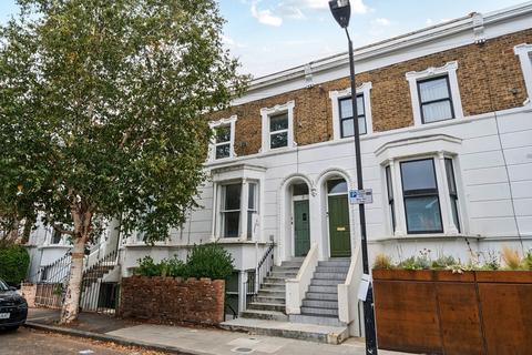 1 bedroom flat for sale, Kings Grove, London, SE15