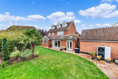 6 Cockhall Close, Litlington, Royston, SG8 0RB