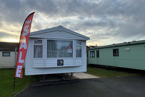 2 bedroom static caravan for sale, Two Bed Swift Loire Pretoria Holiday Park, St Osyth CO16