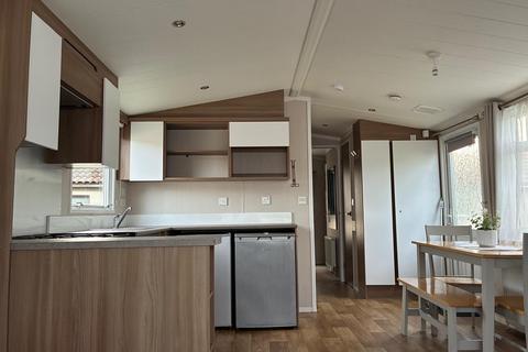 2 bedroom static caravan for sale, Two Bed Swift Loire Pretoria Holiday Park, St Osyth CO16