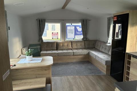 2 bedroom static caravan for sale, Two Bed Willerby Ellerton Extra Pretoria Holiday Park, St Osyth CO16