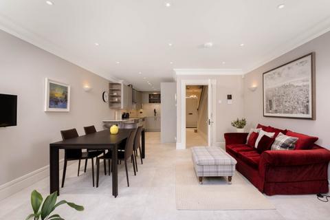 Devonshire Place, Kensington Green, W8