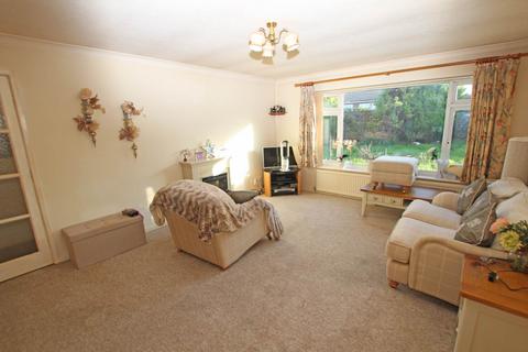 3 bedroom detached bungalow for sale, Blossom Walk, Hailsham, BN27 1TT