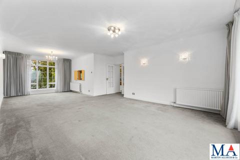 3 bedroom flat for sale, Deacons Heights, Elstree