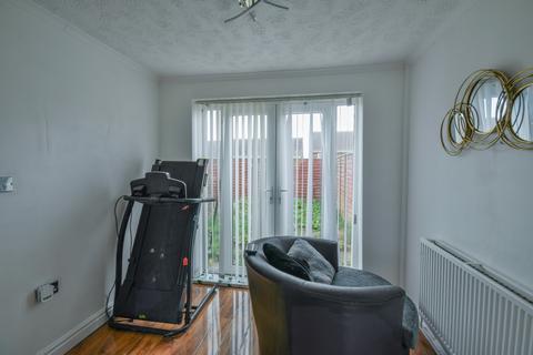 2 bedroom semi-detached house for sale, Revelstoke Road, Sunderland SR5