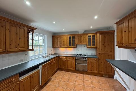 2 bedroom character property for sale, Staplehurst, Kent