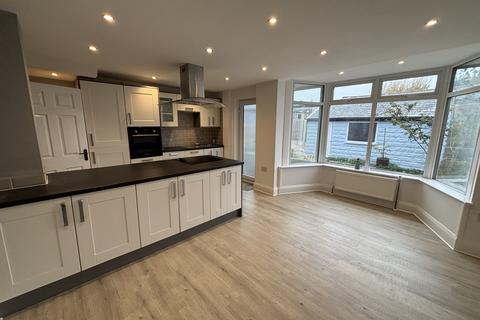 undefined, Beechwood Road, Bradford BD6