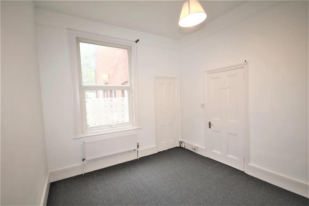 Dining Room a.JPG