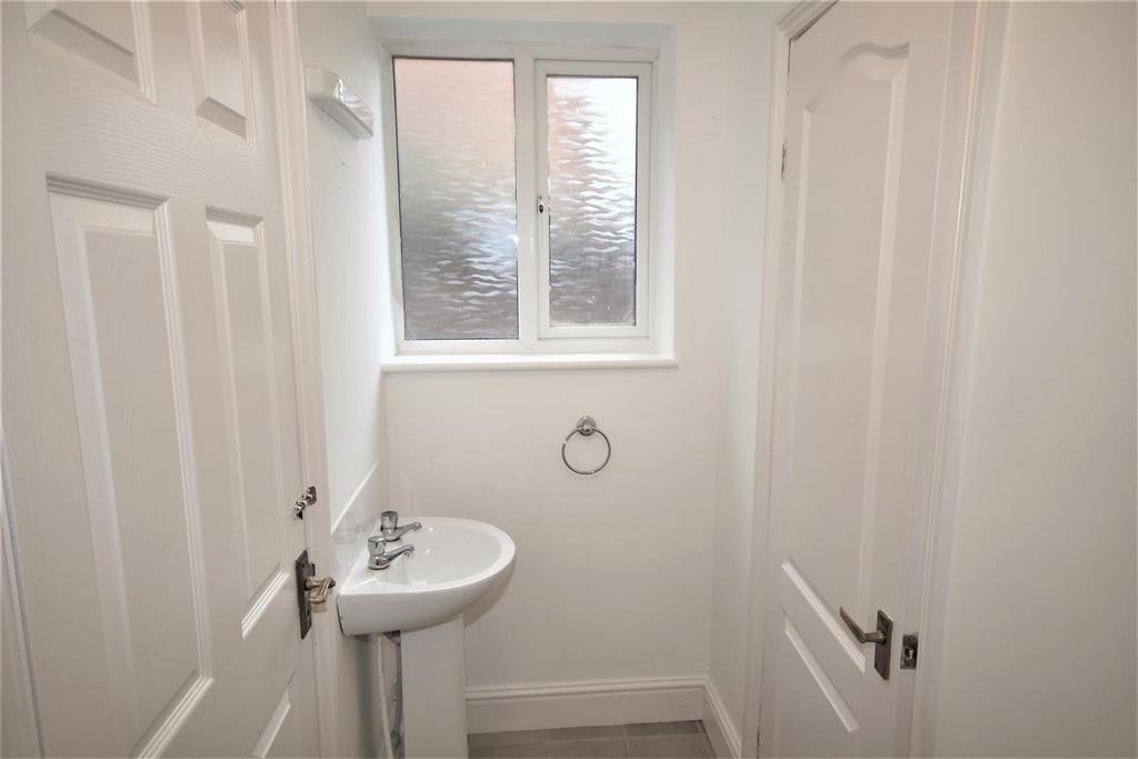 Shower Area a.JPG