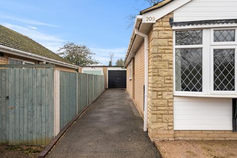 undefined, Oldbury Road, Worcester, Worcestershire, WR2 6JJ